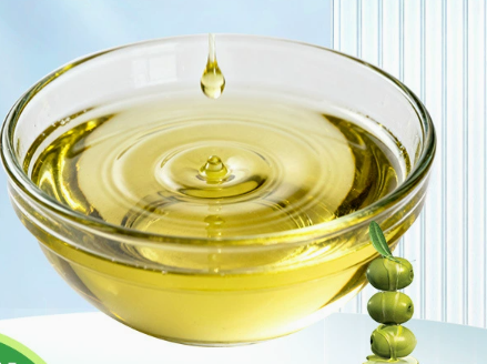 Un buen precio. 8001-25-0 Aceite de oliva CAS — Aceite cosmético de grado virgen natural 100 % puro Aditivo en crema de aceite cosmético 100 % en línea